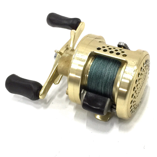 シマノ CALCUTTA CONQUEST カルカッタ コンクエスト 201 RH441 ベイトリール